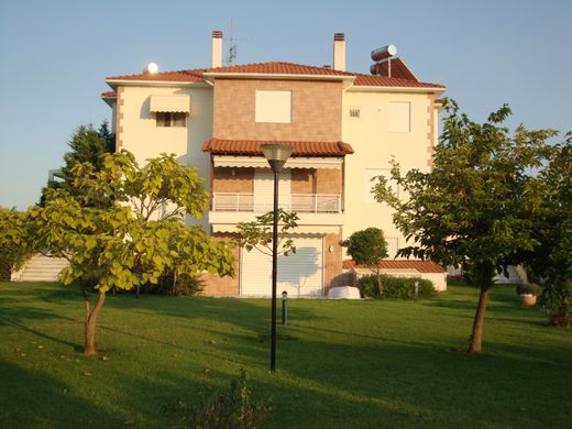 Villa a Kalýves Polygýrou, Calcidica