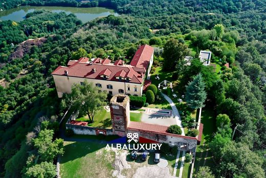 Château · Castle in Chiaverano