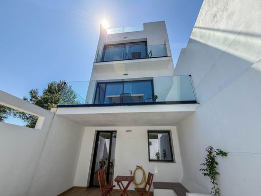 Casa de lujo en Chella, Provincia de Valencia