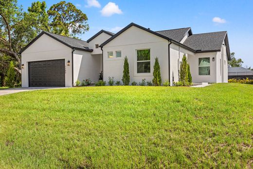 بيت مستقل ﻓﻲ North Port, Sarasota County