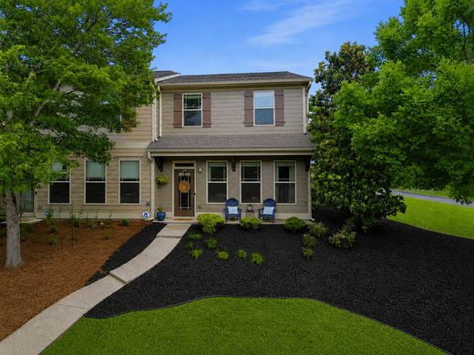 Townhouse in Ball Ground, Cherokee County