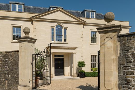 Detached House in Bath, Bath and North East Somerset