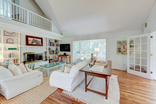 Detached House in East Hampton, Suffolk County