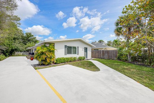 Duplex in Naples, Collier County