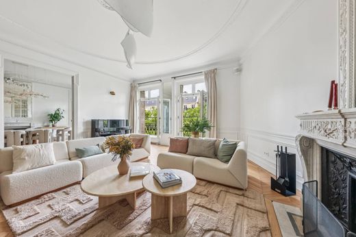 Apartment / Etagenwohnung in Monceau, Courcelles, Ternes, Paris