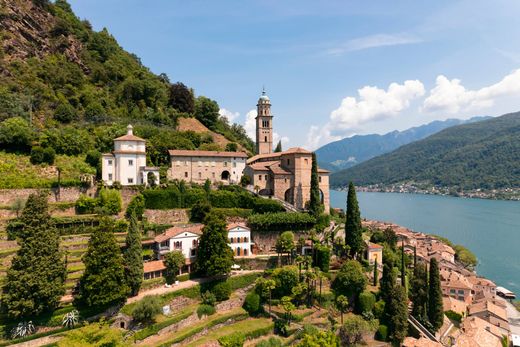 Casa Unifamiliare a Morcote, Lugano