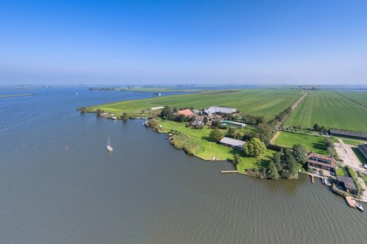 Vrijstaand huis in Gaastmeer, Sûdwest Fryslân