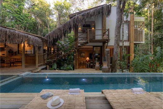Detached House in Trancoso, Porto Seguro