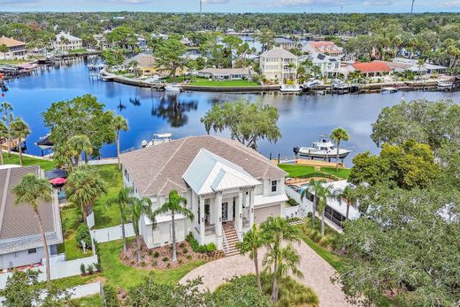 Einfamilienhaus in New Port Richey, Pasco County