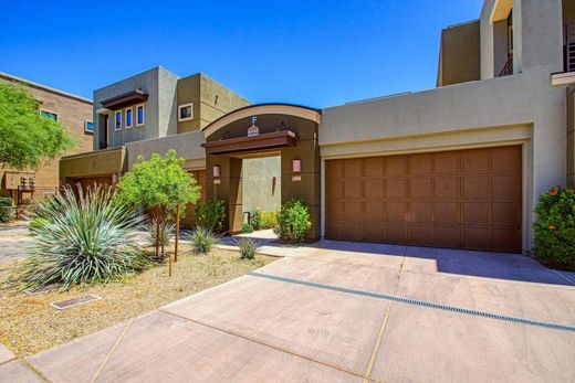 Townhouse in Scottsdale, Maricopa County