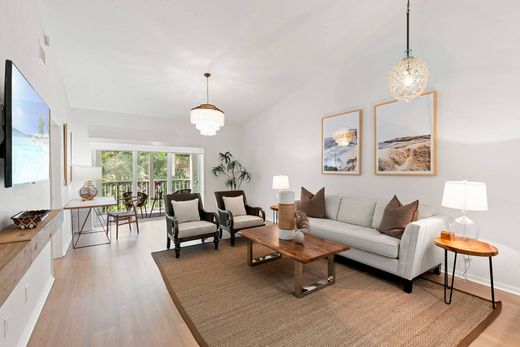 Apartment / Etagenwohnung in Naples, Collier County