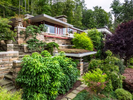 Luxury home in Port Allegany, McKean County