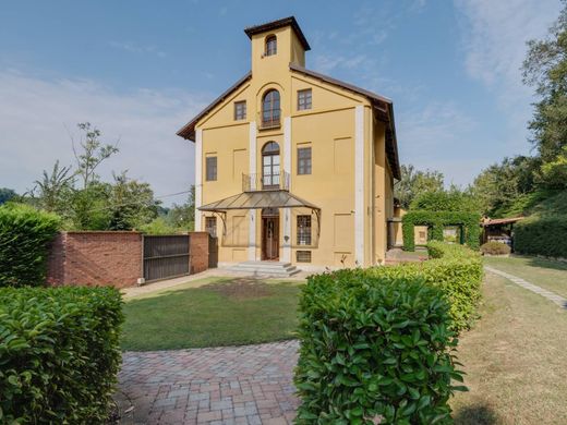 Casa Unifamiliare a Asti, Piemonte