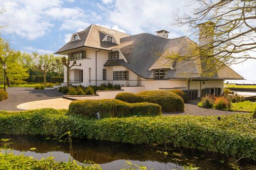 Villa in Vinkeveen, Gemeente De Ronde Venen