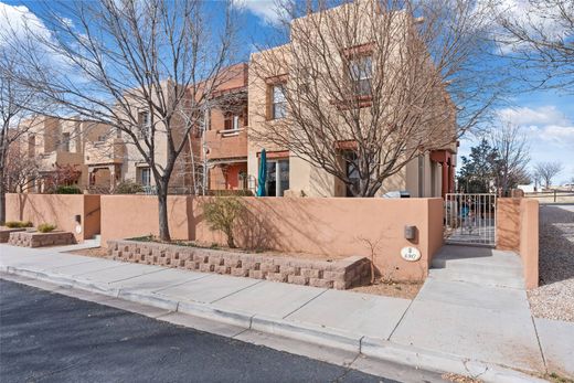 Einfamilienhaus in Eldorado at Santa Fe, Santa Fe County