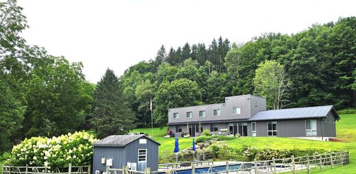 Kenoza Lake, Sullivan Countyの一戸建て住宅