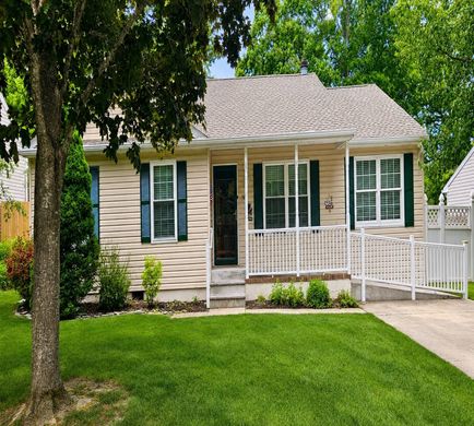 Detached House in Manahawkin, Ocean County