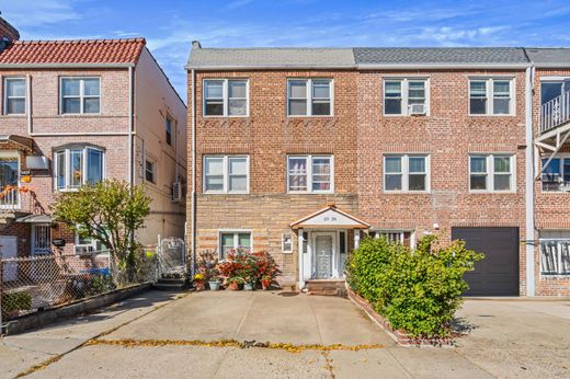 Casa di lusso a Astoria, Queens County