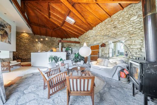 Detached House in Vouzela, Distrito de Viseu