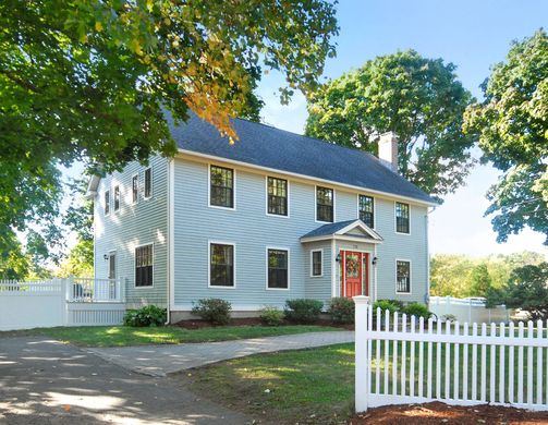 Vrijstaand huis in Concord, Middlesex County