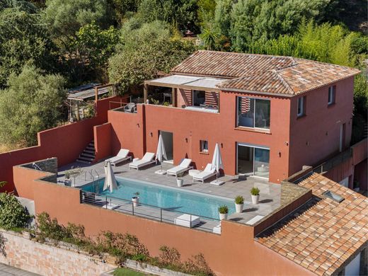 Villa en Les Adrets-de-l'Estérel, Var