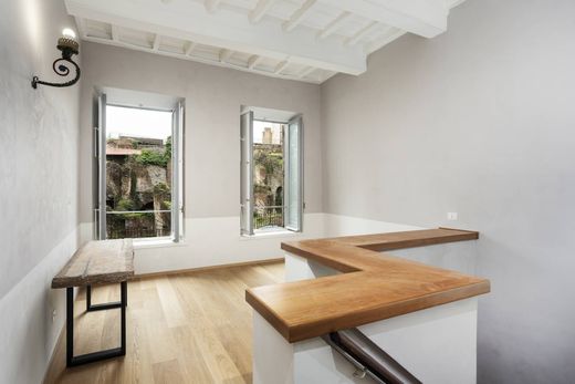 Apartment in Rome, Latium