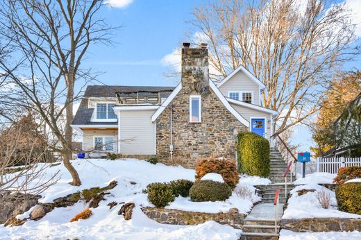 Einfamilienhaus in Larchmont, Westchester County