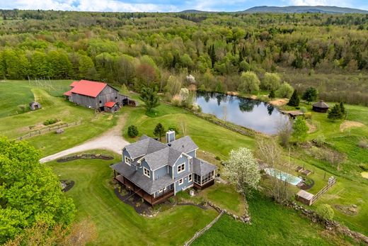 Dom jednorodzinny w Bolton-Ouest, Montérégie