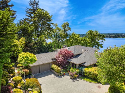 Luxury home in Mercer Island, King County