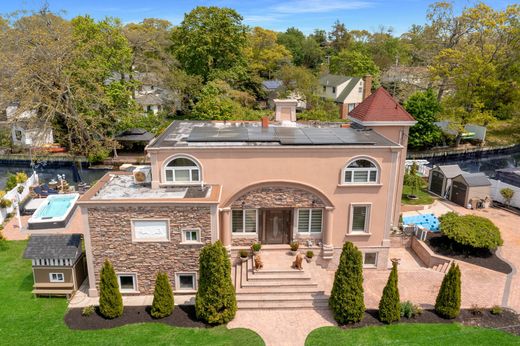 Casa Unifamiliare a Oakdale, Suffolk County