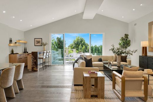 Detached House in West Los Angeles, Los Angeles County