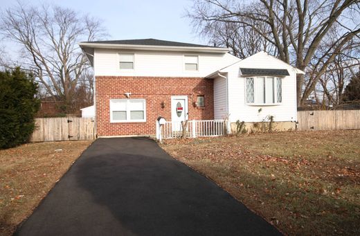 Einfamilienhaus in Bay Shore, Suffolk County