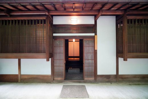 Detached House in Kyoto, Kyōto-fu