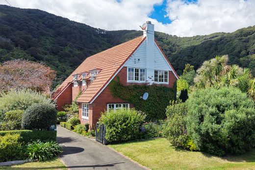 Vrijstaand huis in Lower Hutt, Lower Hutt City