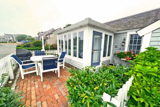 Apartment / Etagenwohnung in New Seabury, Barnstable County