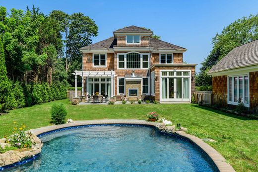 بيت مستقل ﻓﻲ Southampton, Suffolk County