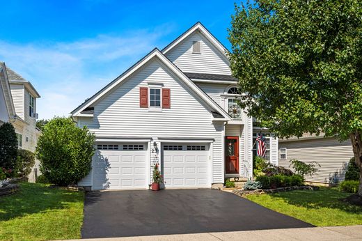 Einfamilienhaus in Holmdel, Monmouth County