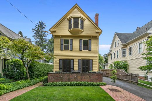 Detached House in New Haven, New Haven County
