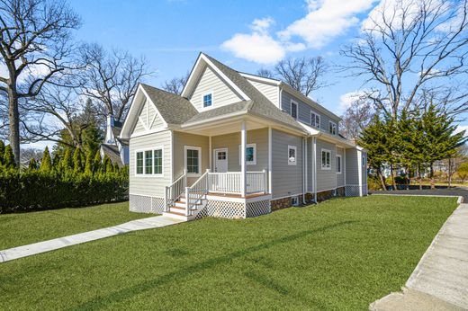 Detached House in New Rochelle, Westchester County