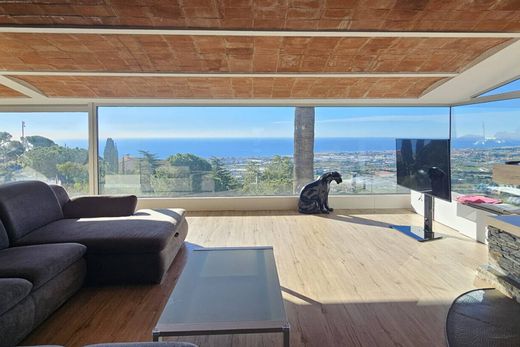 Einfamilienhaus in Cabrils, Provinz Barcelona