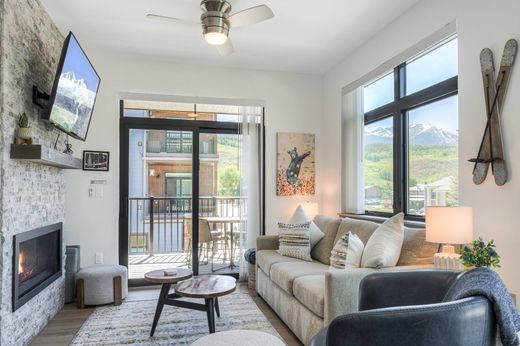 Apartment in Silverthorne, Summit County