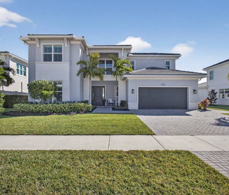 Detached House in Palm Beach Gardens, Palm Beach