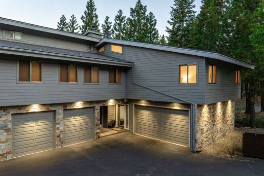 Apartment in Incline Village, Washoe County