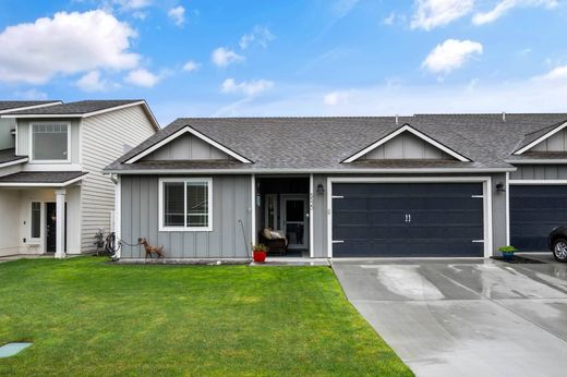 Townhouse in Pasco, Franklin County