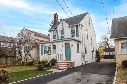 Частный Дом, Great Neck, Nassau County