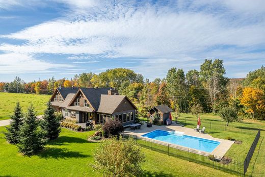 Элитный дом, Charette, Mauricie