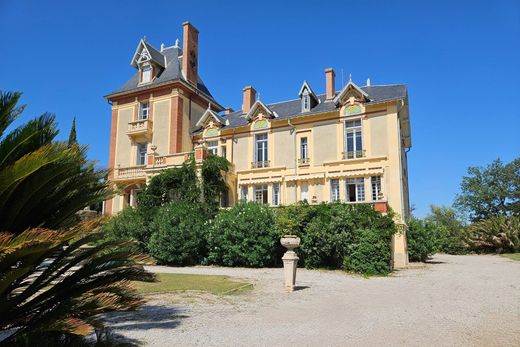 Detached House in Perpignan, Pyrénées-Orientales