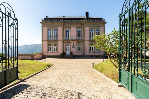 Köy evi Cinfães, Distrito de Viseu