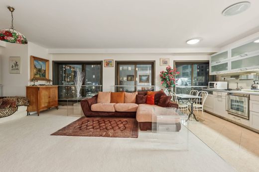 Apartment in Motte-Picquet, Commerce, Necker, Paris