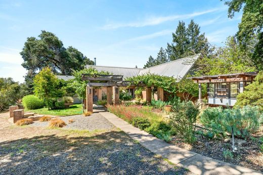 Detached House in Philo, Mendocino County